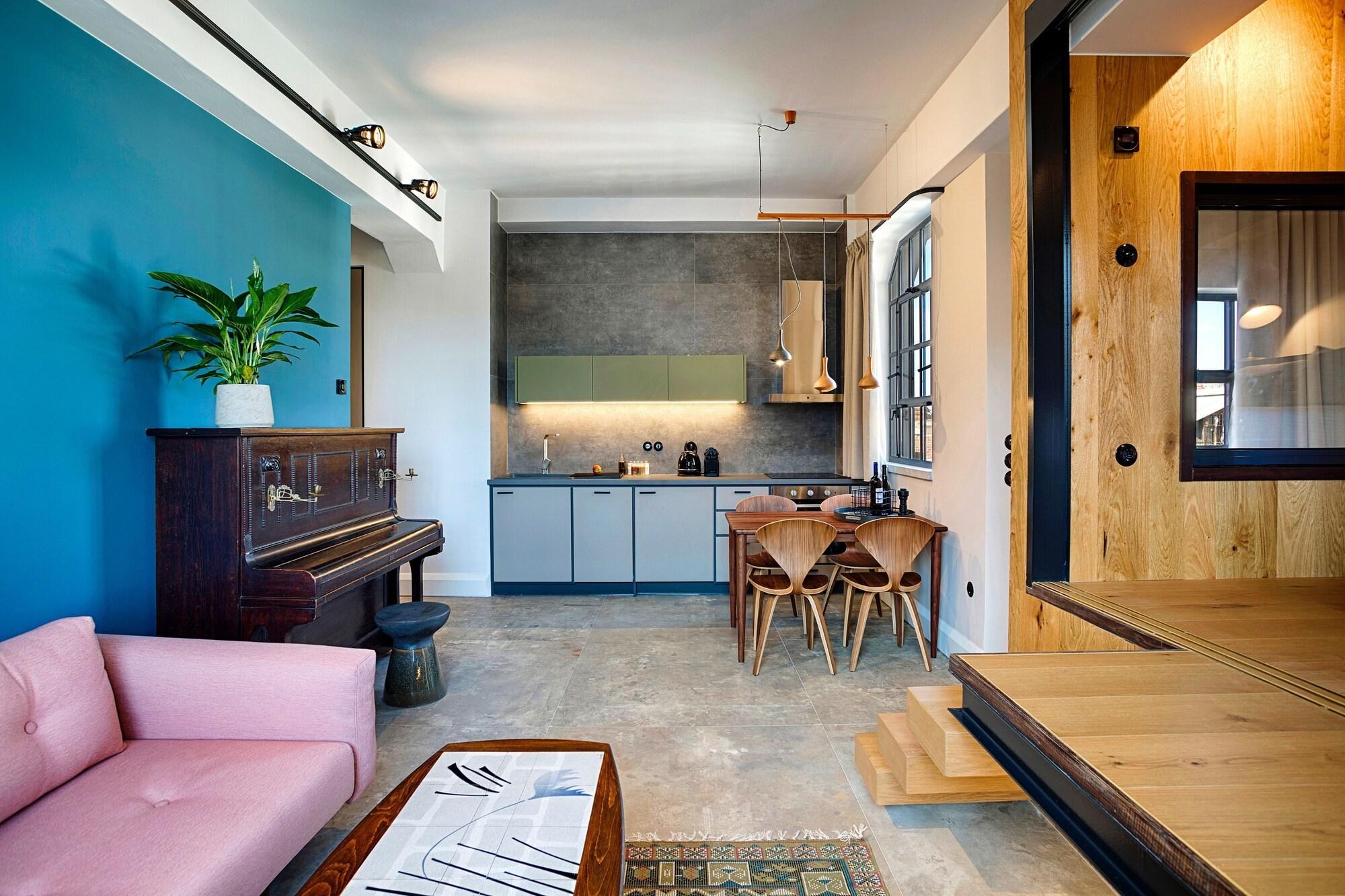 The Foundry Suites Atina Dış mekan fotoğraf